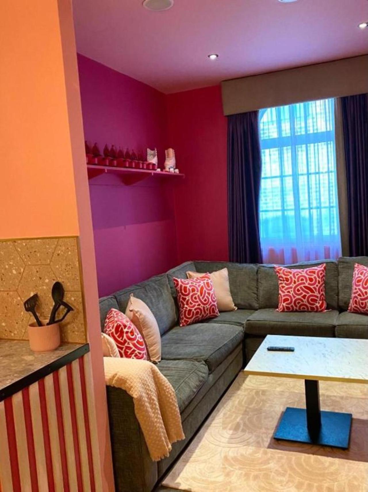 Epic Seel Street Aparthotel 4*