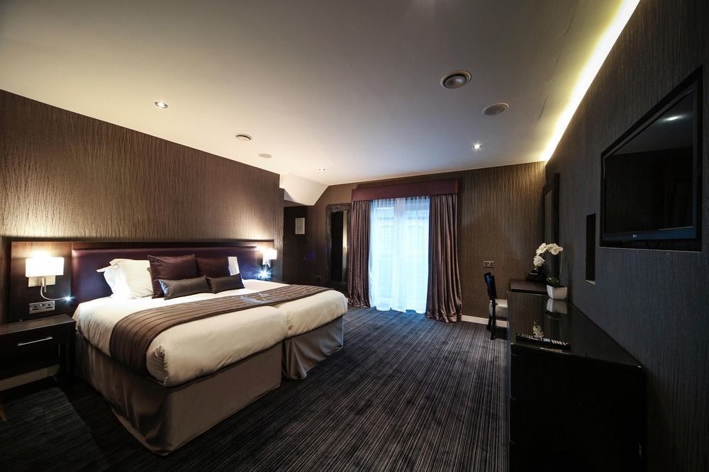 Aparthotel Epic Seel Street 4*