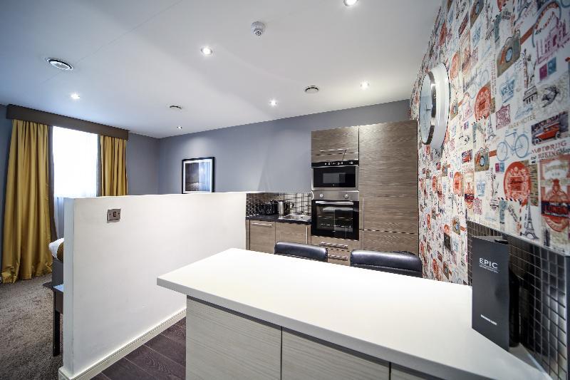Epic Seel Street 4*