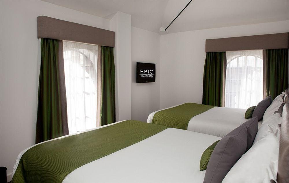 Aparthotel Epic Seel Street 4*